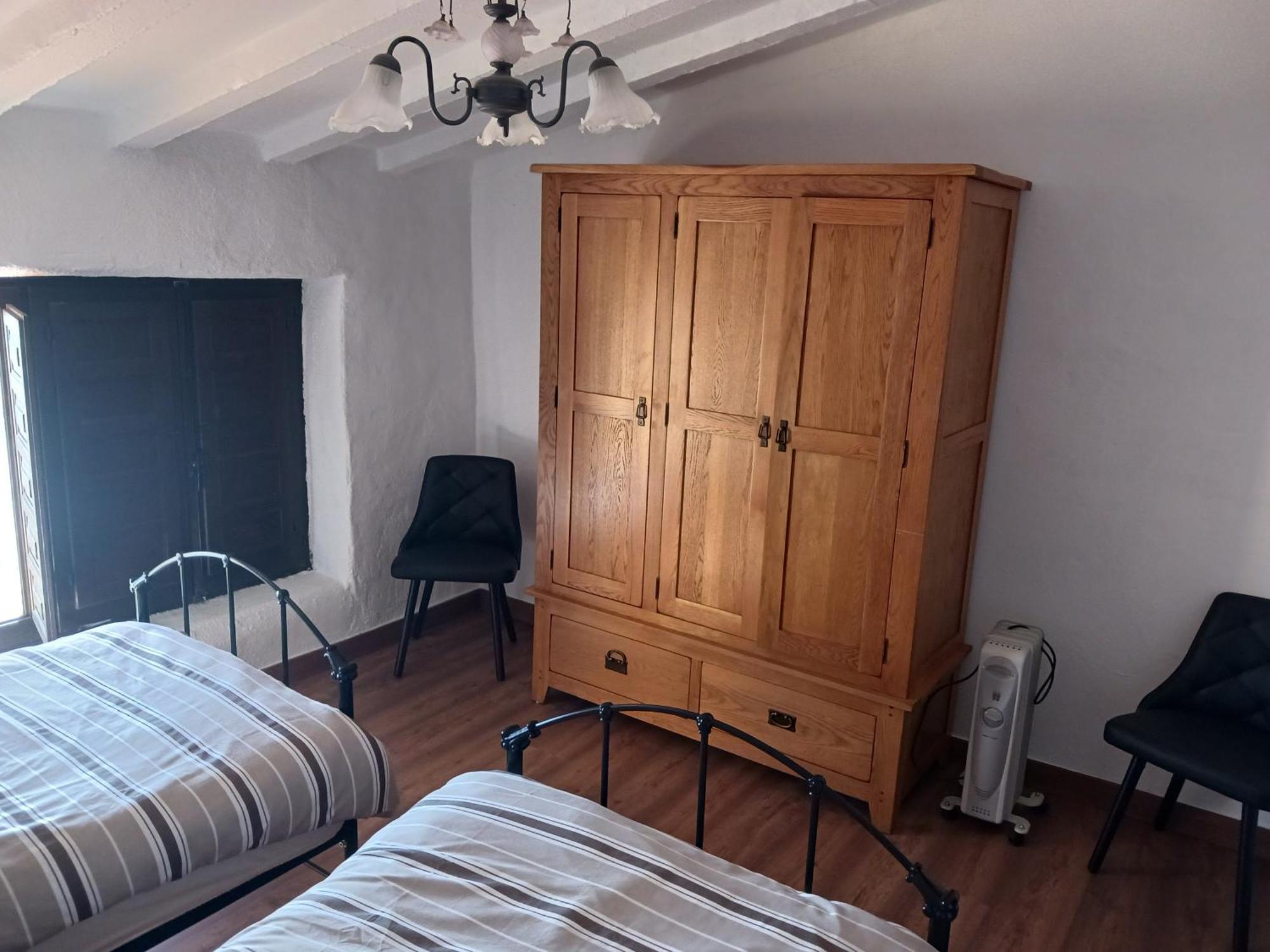 Casa Rural Los Cerezos Албокс Екстериор снимка