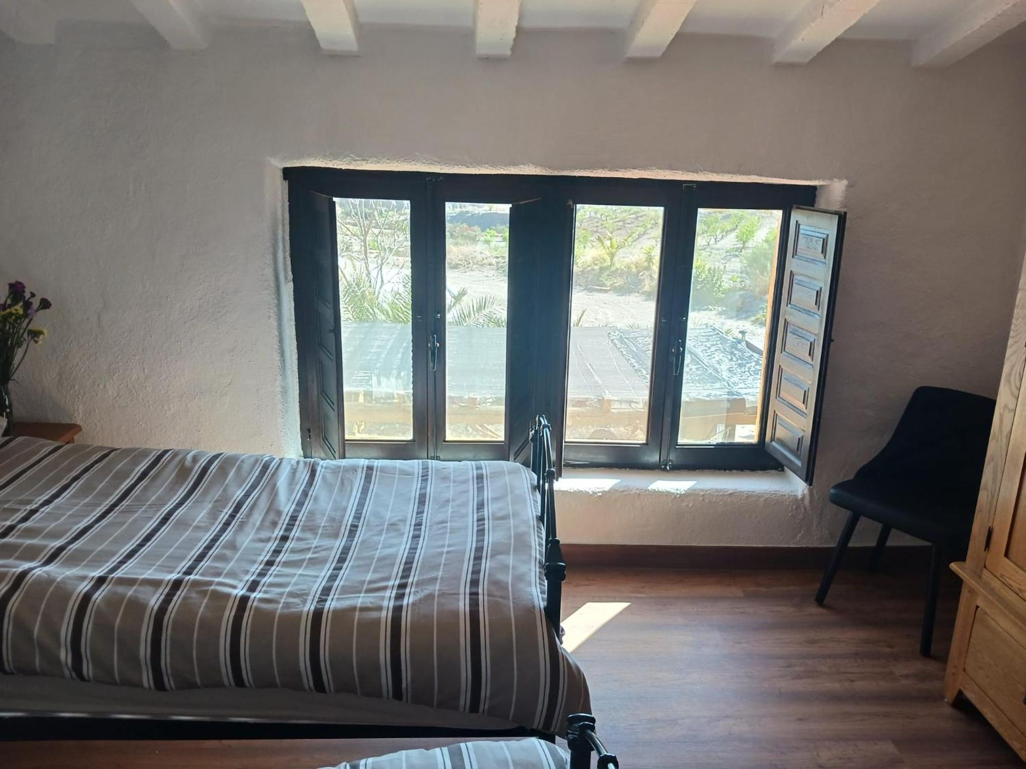 Casa Rural Los Cerezos Албокс Екстериор снимка
